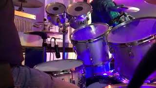 Don't Close Your Eyes!