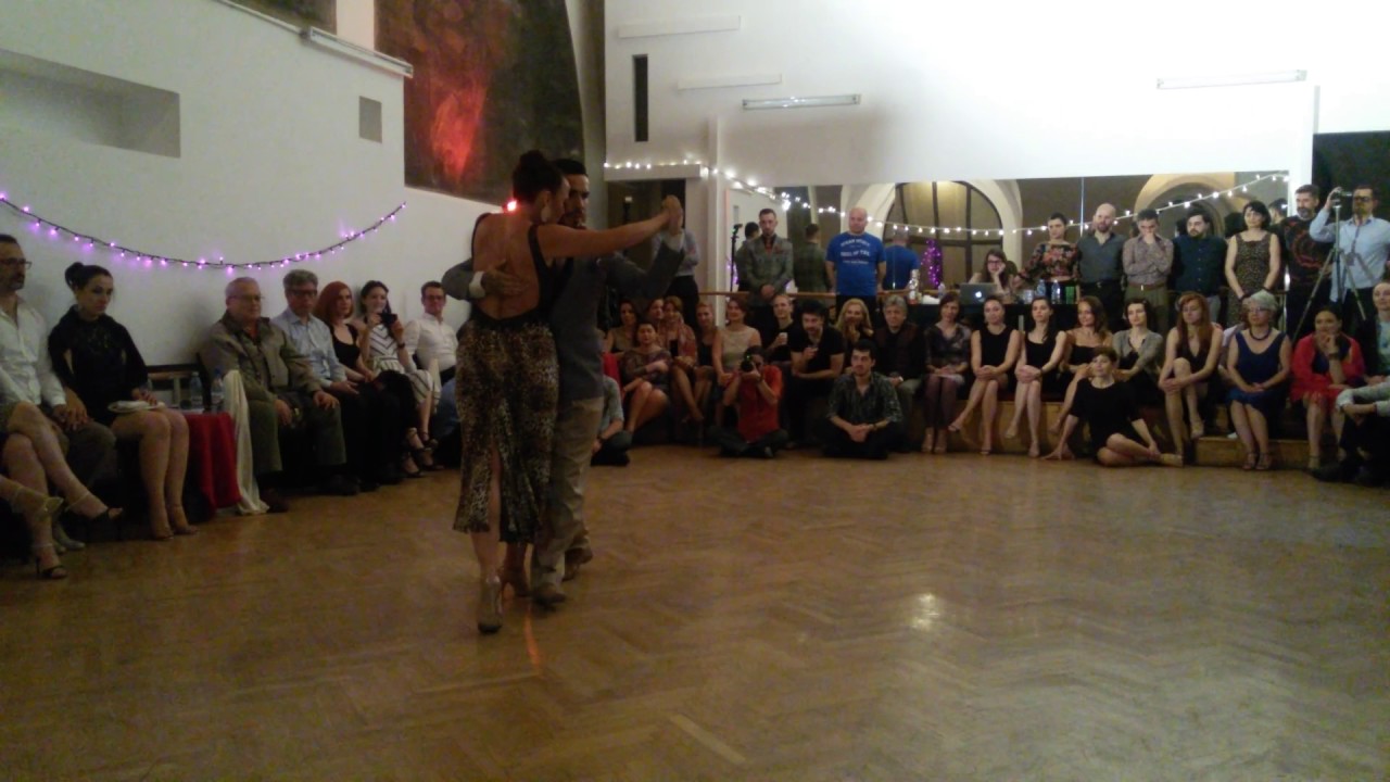 Virginia Pandolfi & Jonathan Aguero(2)