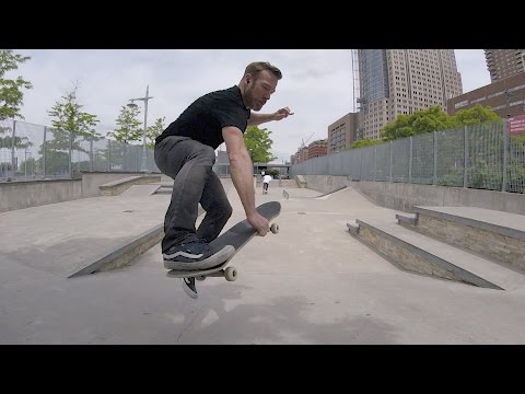 42 Year Old Skate Every Day - 240 - A Booking, Some Skating, and I'm on the Radio