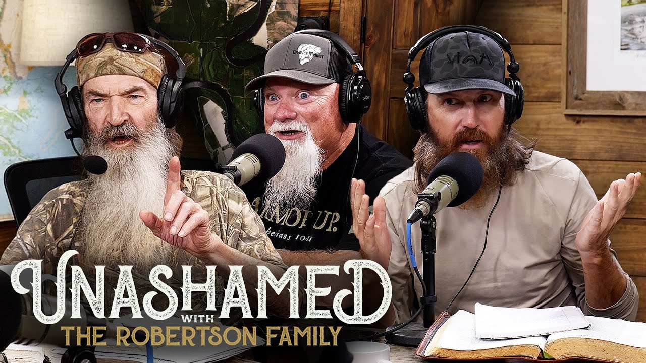 Ep 969 | Godwin Created Jase’s Fave ‘Duck Dynasty’ Line & Jase Unwittingly Gets Drawn Into a Drug Deal