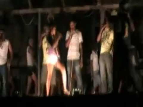 Aka Zizi ( Live ) Le valy