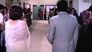 Title song from movie - Tinku by Kishore Kumar video