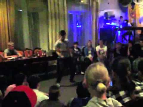 Loony boy demo de jury in Belegorsk