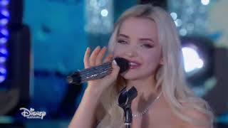 Dove Cameron - White Christmas LIVE ( Disney Channel Holiday Celebration ) 🇺🇸