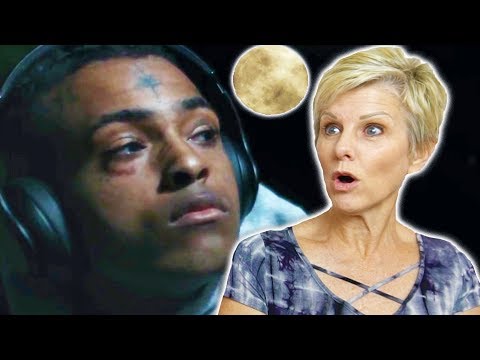 Mom Reacts to XXXTENTACION - MOONLIGHT (OFFICIAL MUSIC VIDEO)