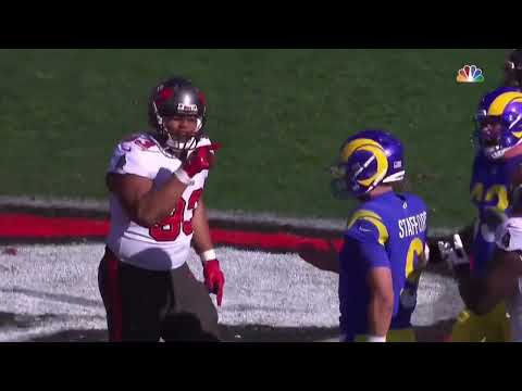 Ndamukong Suh Blows Up On Matthew Stafford After Getting Kicked: "I'll F*ck You Up"