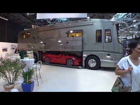 Por R$ 5,8 milhões, motorhome de luxo tem até garagem