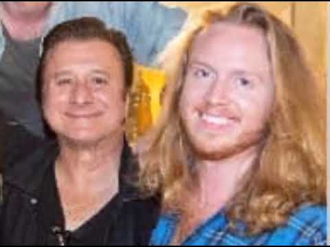 Trev Lukather On Steve Perry: "He Doesn't Blow Smoke!"