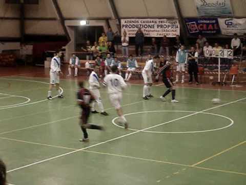 Azione concitatissima del 2° tempo, Vicarello - Tripetetolo 3-2 Finale playoff