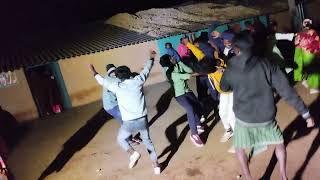 Download lagu Muna Santa Daldali Band party mp3