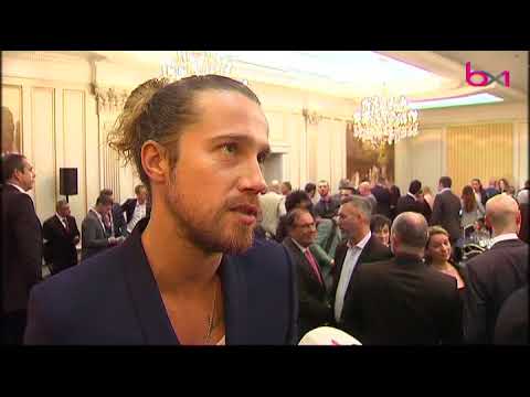 Julien Doré à la cérémonie des Gants d'Or