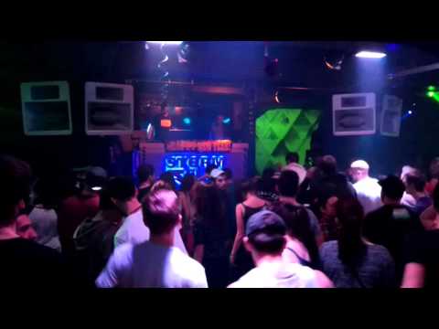 Schooler b2b Halbax - Live at Storm Club (31.12.2015, Prague)