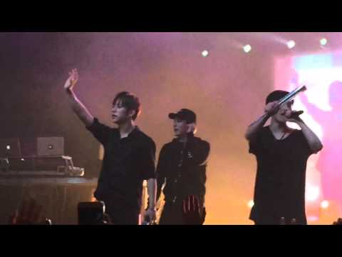 160425 BAP NYC Encore (yongguk in the pit)