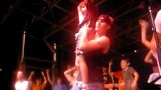 Eleventyseven live, Happiness