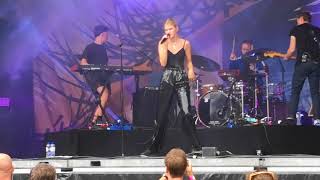 Emma Bale op Waterpop 2018