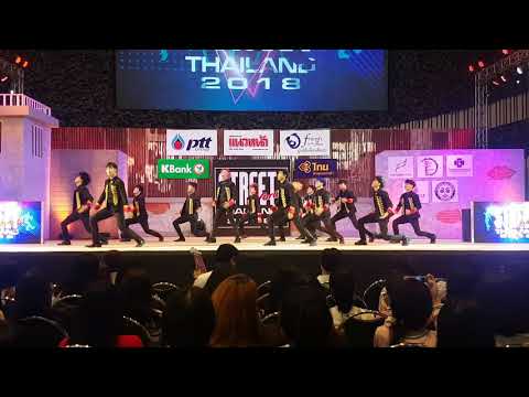 [180512] DECENTRI cover Seventeen - 고맙다 (THANKS) @FuturePark Rangsit Street Cover Dance 2018