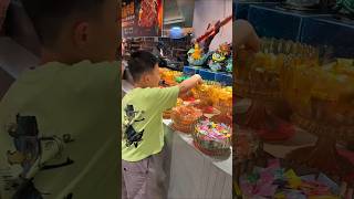 Download lagu Oh no there’s no ice cream in this!😅 #funny #shorts mp3