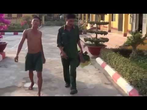 [Cover] yêu em anh không đòi quà - phiên bản bộ đội việt nam hay nhất