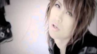 Music video thumbnail preview for ヴィドール - Crescent gazer 【PV】 by ヴィドール