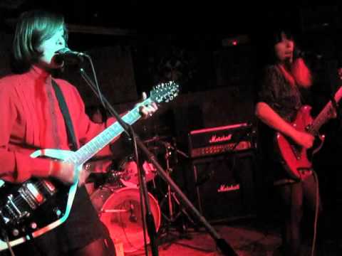 Abjects - Hard To Get (Live @ The Windmill, Brixton, London, 03/04/14)