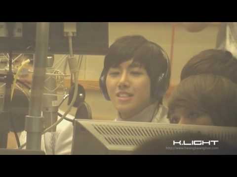 [Fancam] 100129 Ze:A kwanghee on Kiss the radio