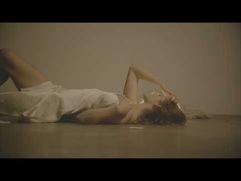 Anna Hamilton - cigarettes & us (Official Music Video)