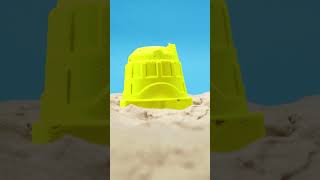 Construindo Castelos de Areia! 🏰🌞 #brincadeira #kids