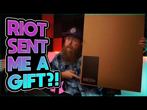 MYSTERY GIFT FROM RIOT?! | Legends of Runeterra