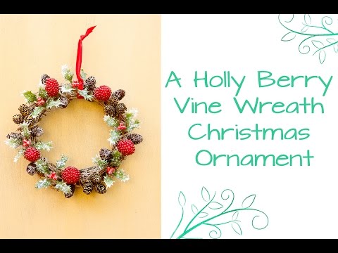 download lagu mp3 mp4 Christmas Holly Vine, download lagu Christmas Holly Vine gratis, unduh video klip Christmas Holly Vine