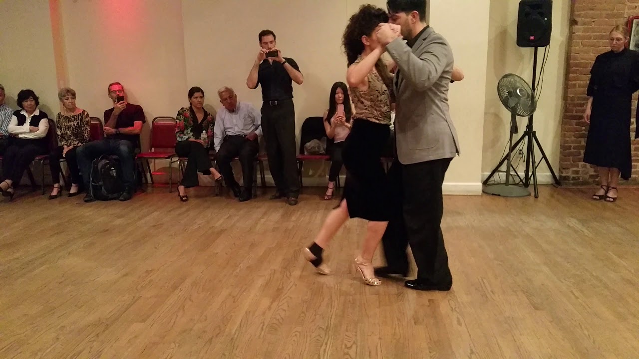 Argentine tango: pre milonga class - Florencia Borgnia & Marcos Dario Pereira