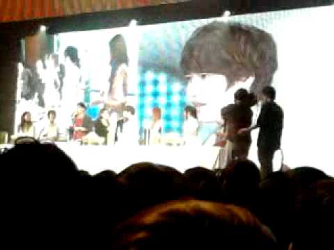 [fancam]24-05-12 Masita Date with Kyuhyun Fanmeeting - kyuhyun eat spicy somtom