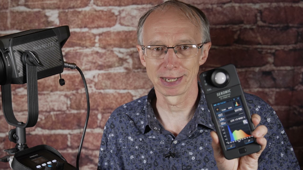 Review of the Nanlite Forza 300 LED COB Spotlight and Fresnel Lens