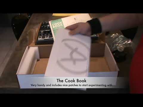 Unboxing Arturia Minibrute 2S (E002)