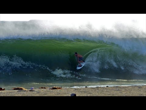 Salina Cruz [Mexico], March 2020. Peterson Crisanto, Top WSL surfer.