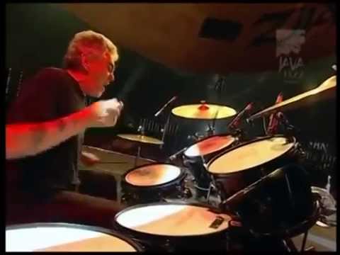That's why Steve Gadd is the number one drummer in the world.