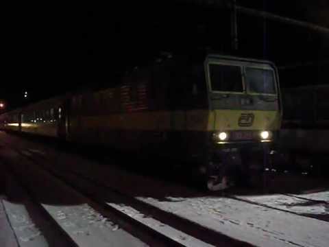 Odjezd vlaku Os 6803 (ČD 163.099) - Chomutov, 12. 12. 2012