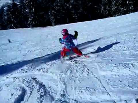 130210 Skilehrerin Tamara mit Sarah und Papi im Schlepptau