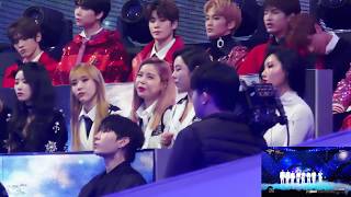 [171231] MBC 가요대제전 Mamamoo reaction to EXO &quot;Universe&quot; short part 직캠