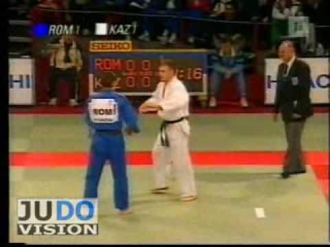 JUDO 1999 World Championships: Adrian Croitoru (ROU) - Sergey Shakimov (KAZ)