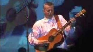 Tommy Emmanuel - Nine Pound Hammer