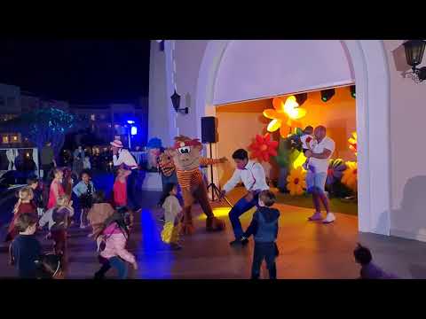Bahia Principe Tenerife Resort Show  dance