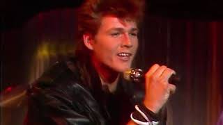A-Ha - The Sun Always Shines On TV (1986) [1080p]