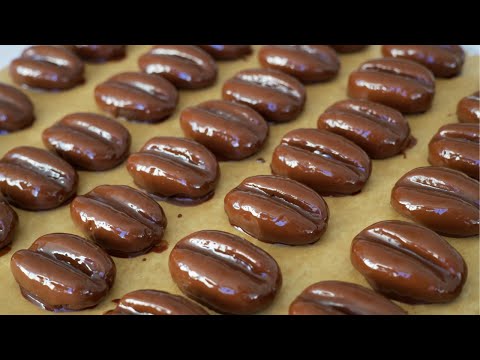 THE MOST SATISFYING COFFEE BEANS WITH CHOCOLATE - RECIPE IN ENGLISH IN THE DESCRIPTION BOX ⬇️⬇️⬇️⬇️