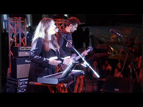 Garik & Sona - ampi takic HD (live at Aznavour square)