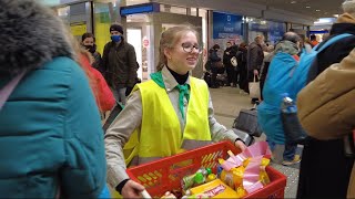 クラクフの現状報告、ウクライナ避難民の集まる中央駅