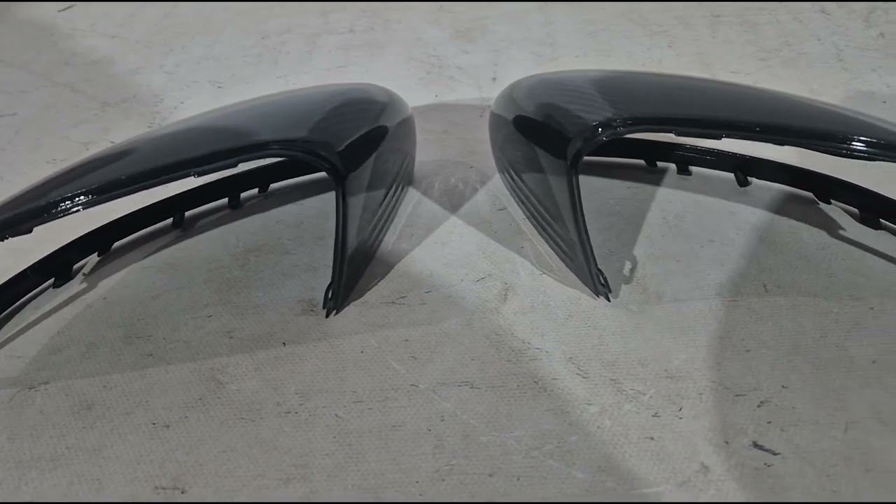 Накладки на дзеркала Carbon (2 шт) Video 1