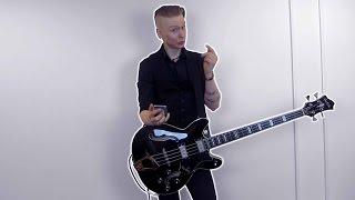 Video thumbnail for Hagström Viking Bass - Playing by tomchiiron