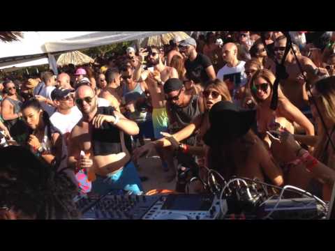 Stacey pullen b2b Neverdogs @partai official beach Party 2016