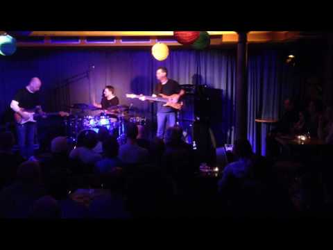 Oz Noy Trio - Slow Grease + Jimmy Haslip solo (29/03/17_Ingolstadt)
