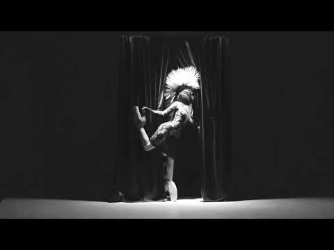 Lady Gaga - Teeth Backdrop (The Monster Ball Tour 2009) SHOWStudio